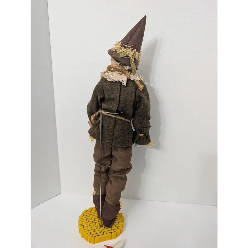 2006 Tonner Wizard of Oz Scarecrow 16